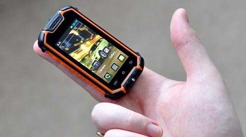 9 самых компактных смартфонов — народный рейтинг