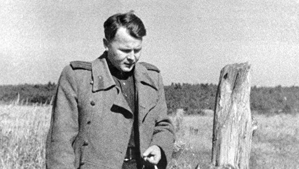 Биография александра твардовского