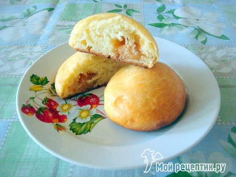 Булочки с конфетой внутри: рецепты