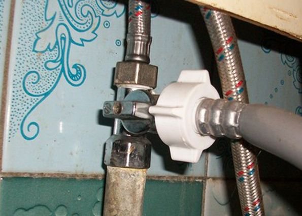 Что делать если посудомоечная машина bosch не набирает воду?