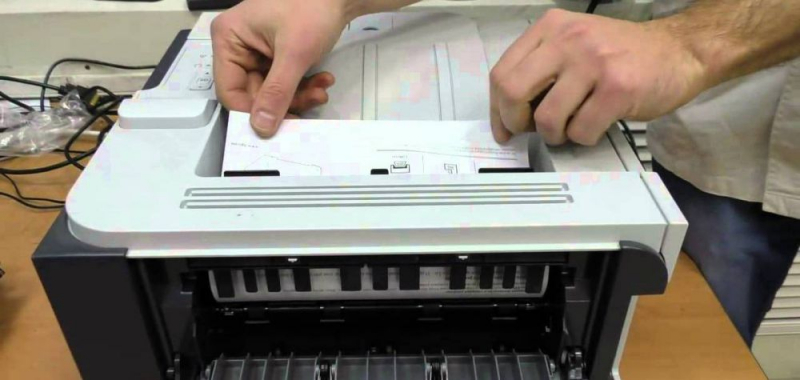 Что делать если в принтере hp, canon, brother, xerox, epson застряла бумага