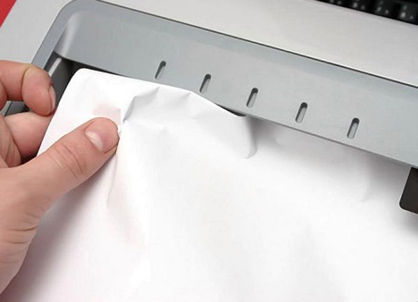 Что делать если в принтере hp, canon, brother, xerox, epson застряла бумага