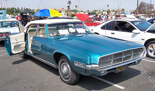 Ford thunderbird