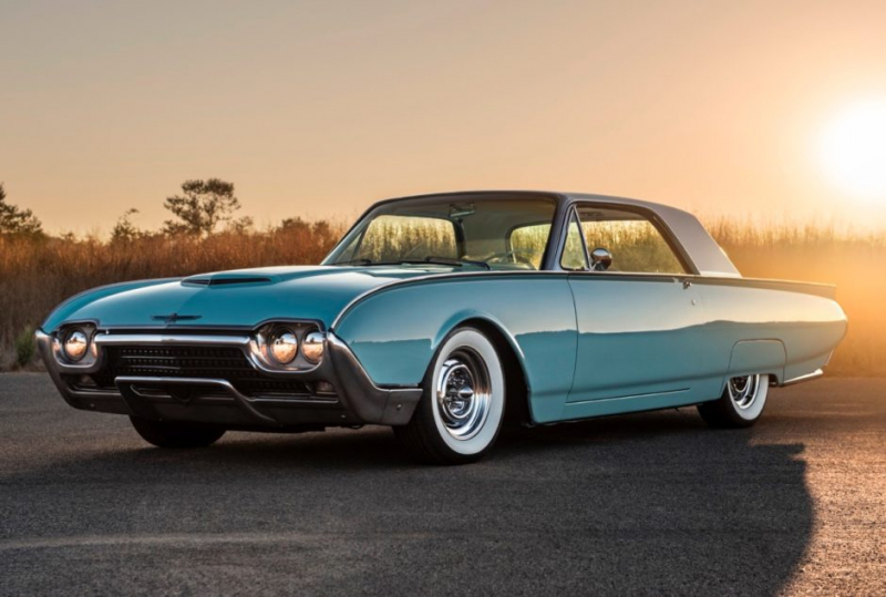 Ford thunderbird