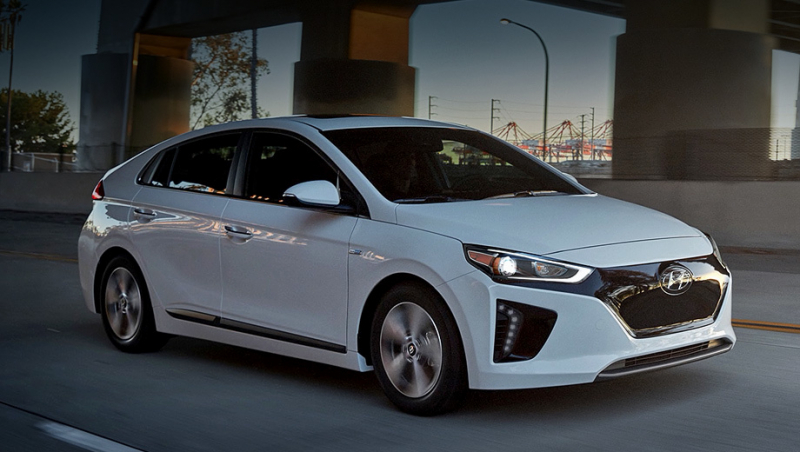 Hyundai i-ioniq concept: 700 км пути для него не проблема