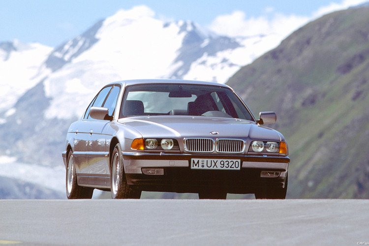 История bmw 7 серии