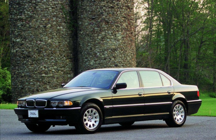История bmw 7 серии