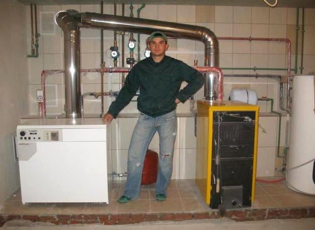 Как соединить газовый настенный котёл с дымоходом, если они находятся на одном уровне?