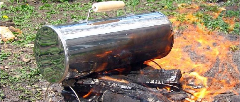 Коптильня из ведра: два самых простых варианта изготовления