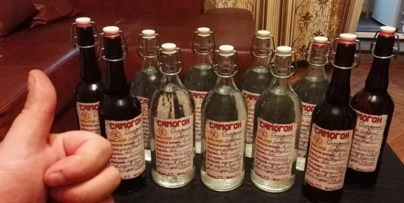 На чем настоять самогон, чтобы он стал приятным на вкус?