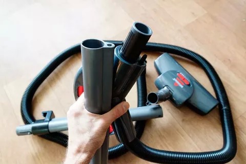 Почему пылесос отключается во время работы?