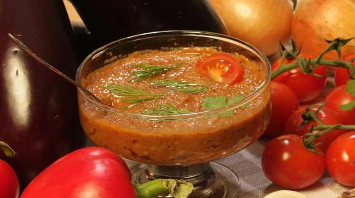 Рецепты икры из баклажанов на зиму: самая вкусная, простой, домашние условия, через мясорубку, фото и видео