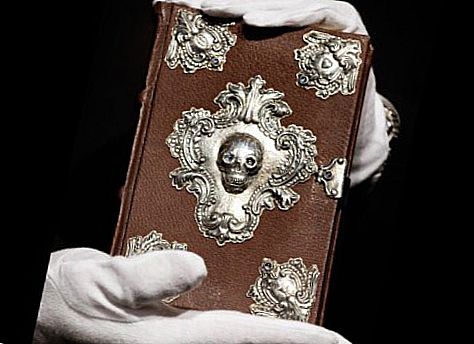 Самые дорогие книги в мире топ-10
