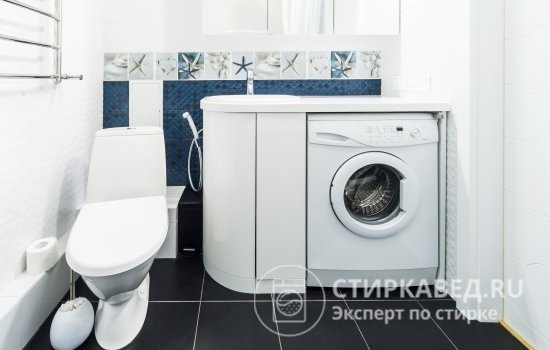 Стиральные машины, встроенные под столешницу в кухне или в ванной комнате