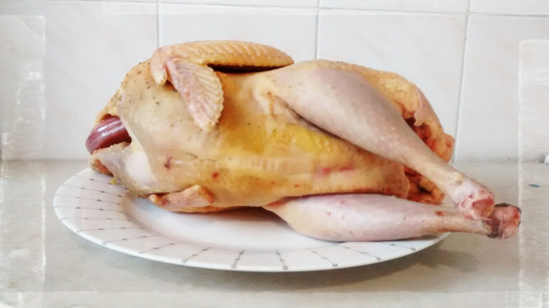 В чем польза мяса цесарки и есть ли вред
